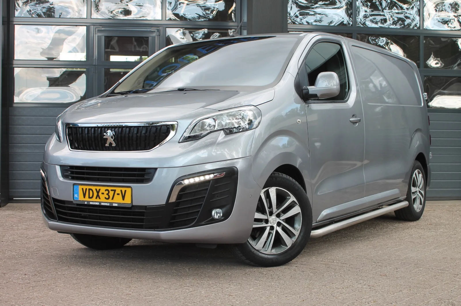 Peugeot Expert (2020) — foto 1