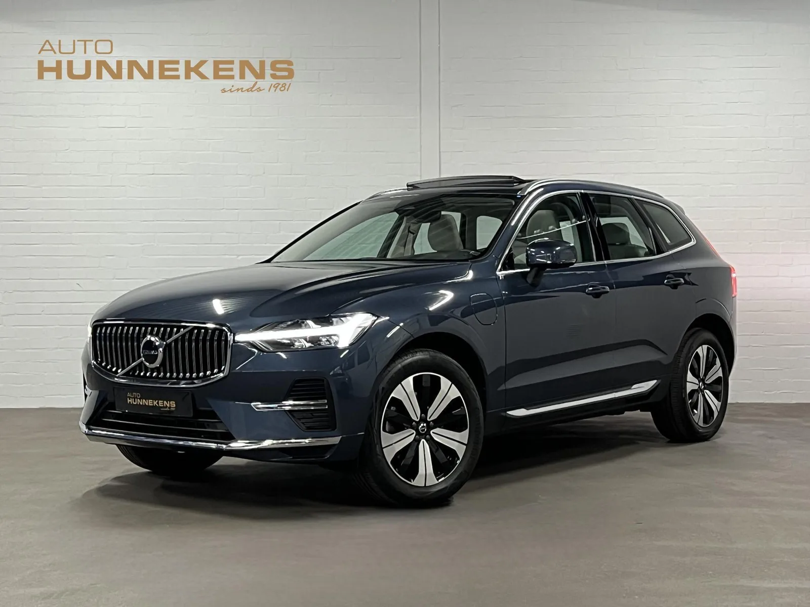 Volvo XC60 (2023) — foto 1
