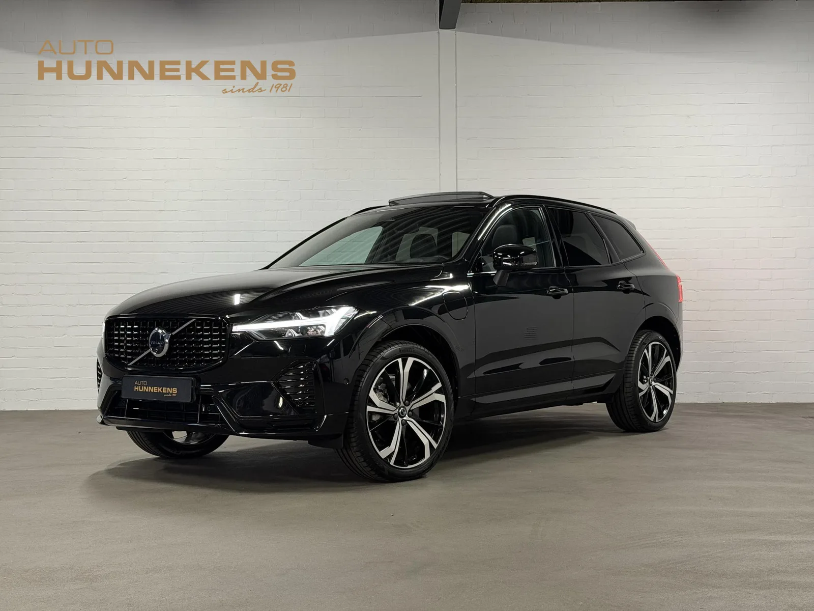 Volvo XC60 (2025) — foto 1