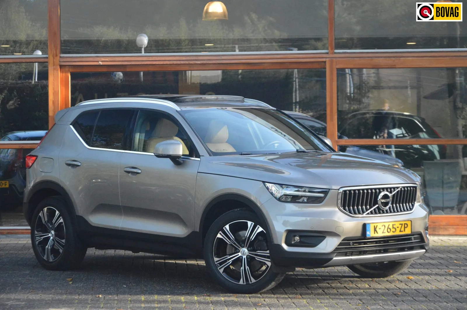 Volvo XC40 (2020) — foto 1