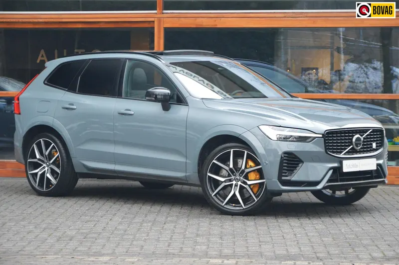 Volvo XC60 (2024)