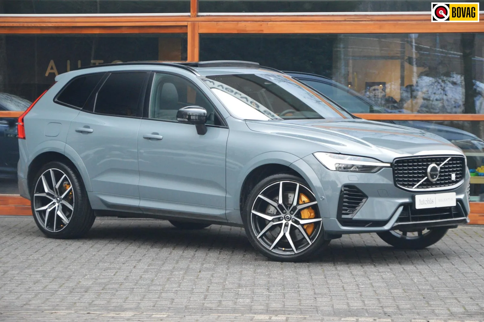 Volvo XC60 (2024) — foto 1