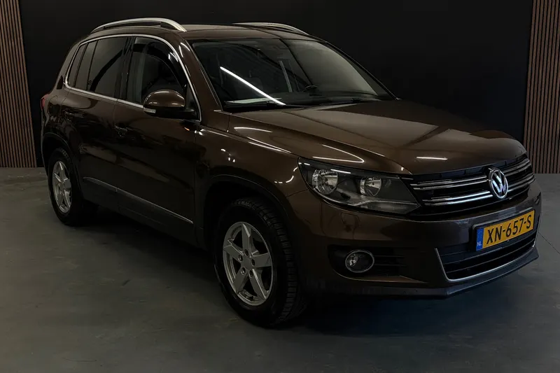 Volkswagen Tiguan (2012)