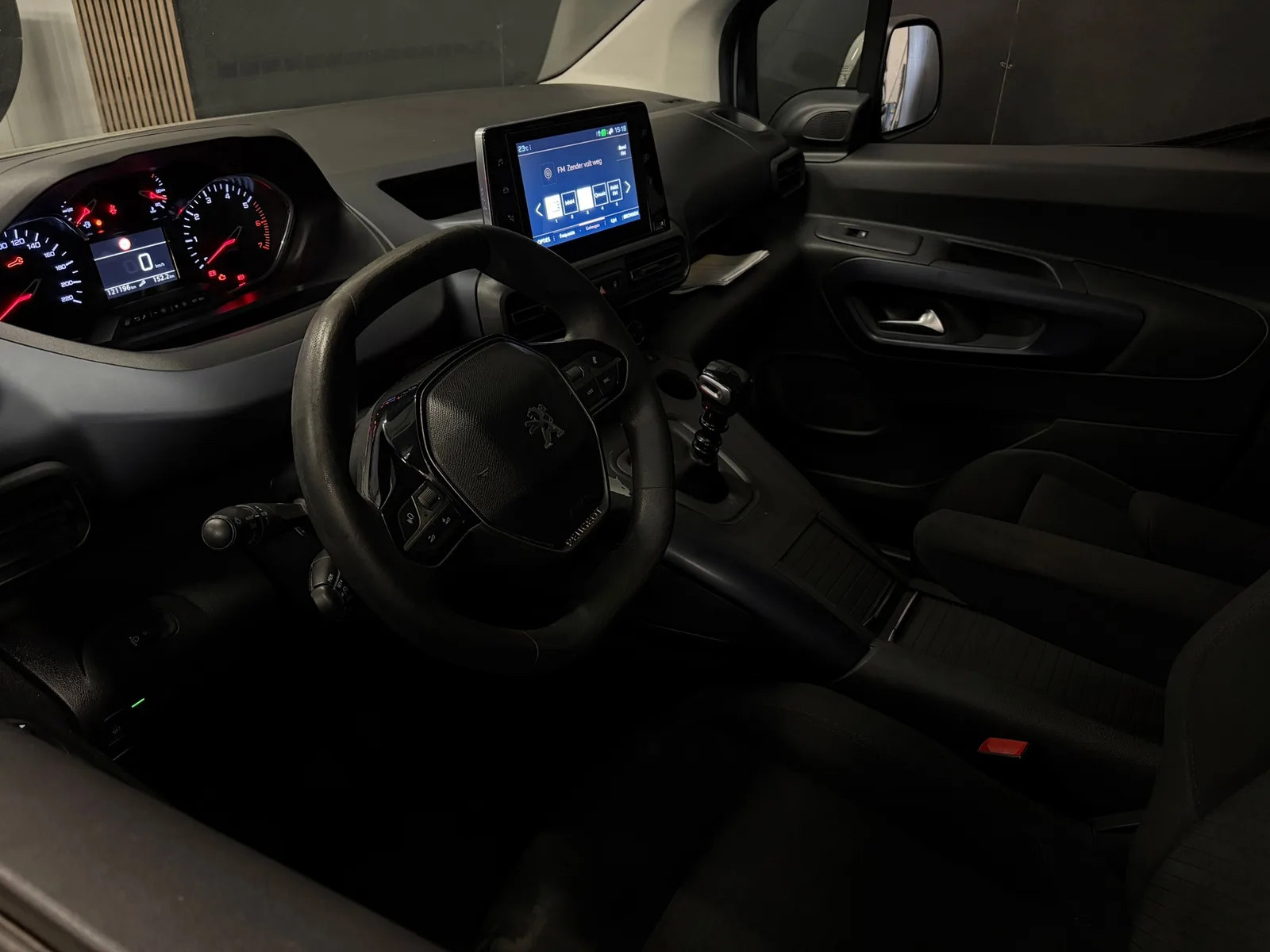 Peugeot Rifter (2019) — foto 1