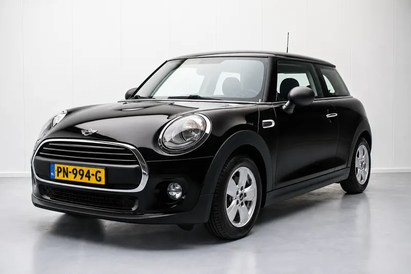 MINI One (2016)