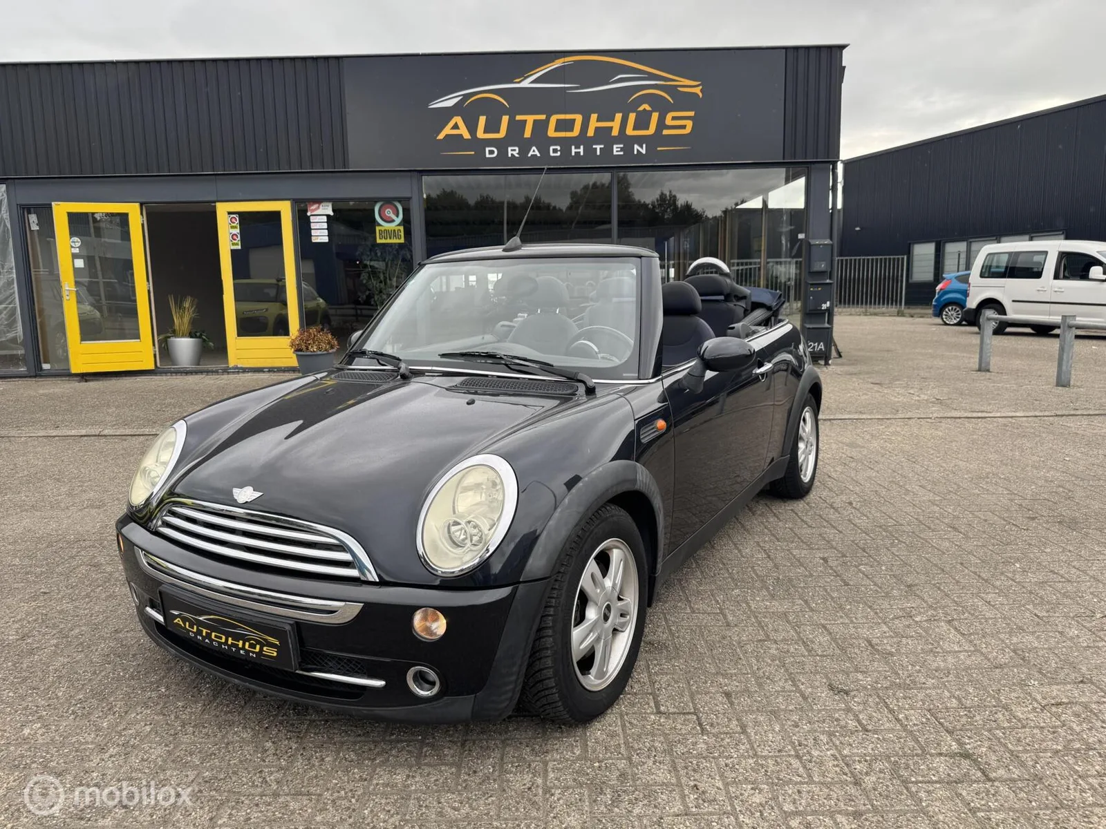 MINI Cabrio (2026) — foto 1