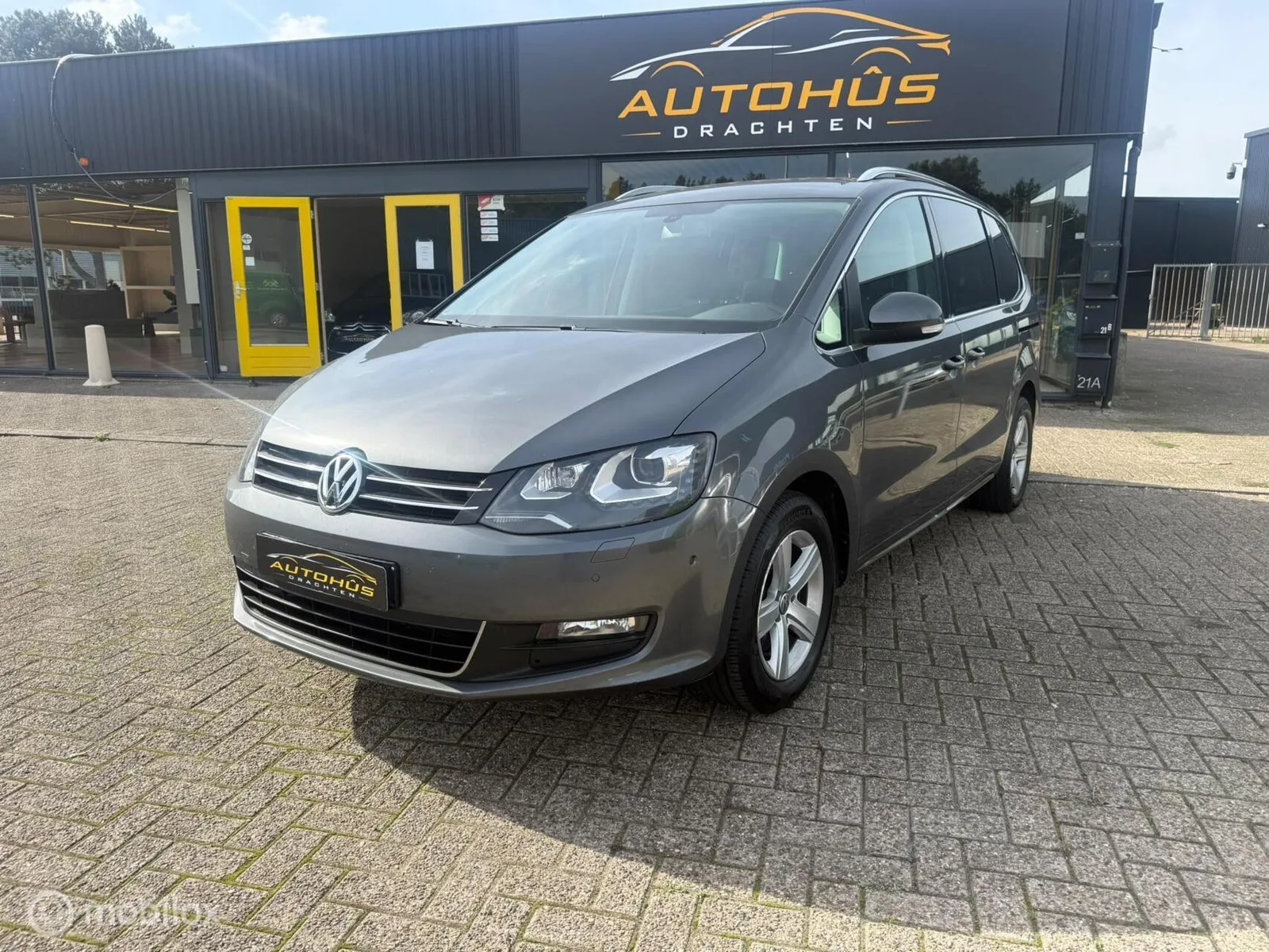 Volkswagen Sharan (2011) — foto 1