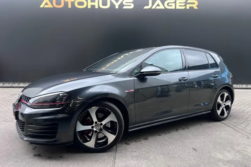 Volkswagen Golf (2016)