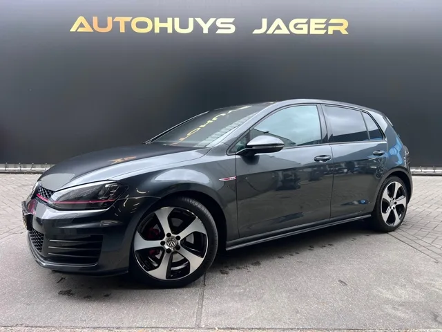 Volkswagen Golf (2016) — foto 1