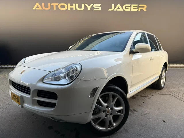 Porsche Cayenne (2005) — foto 1