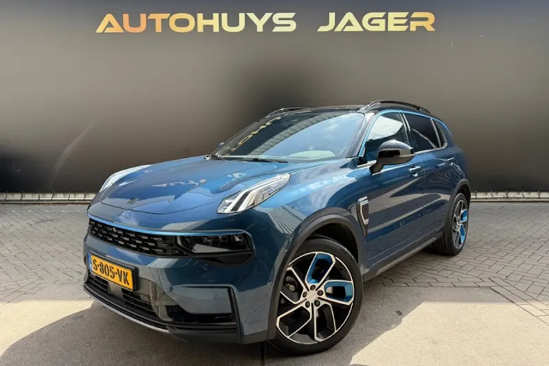 Lynk & Co 01 (2023)