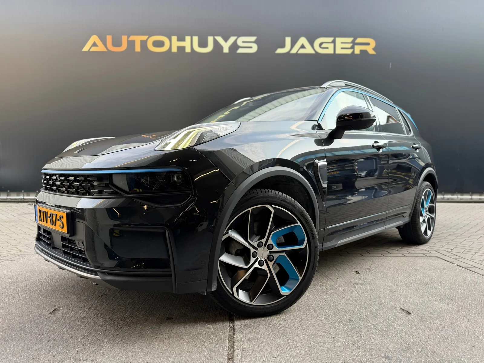 Lynk & Co 01 (2023) — foto 1