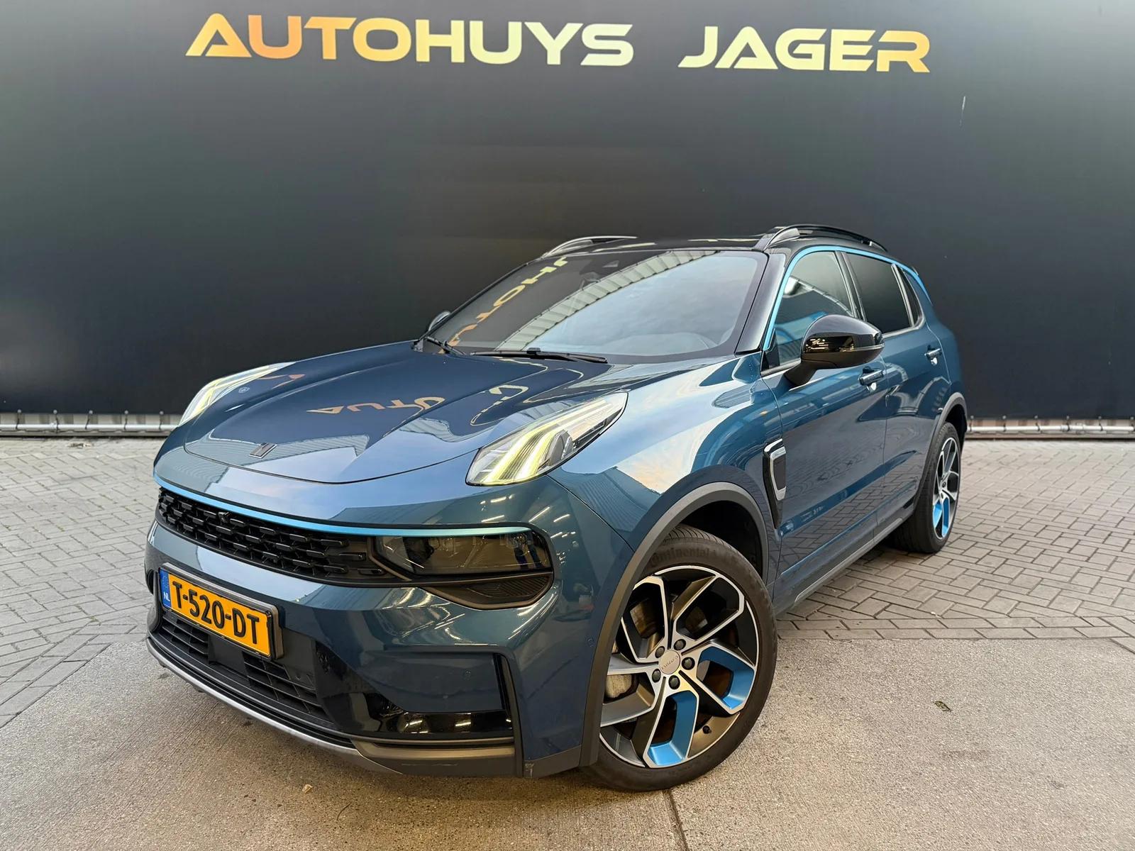 Lynk & Co 01 (2023) — foto 1