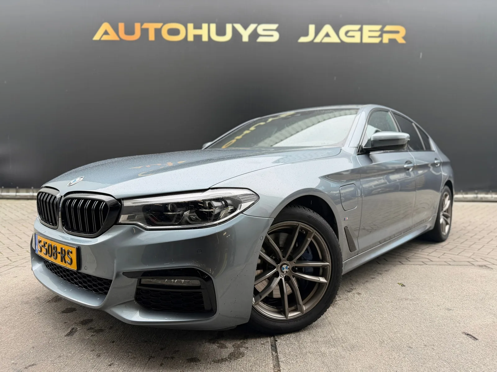 BMW 5-Serie (2019) — foto 1