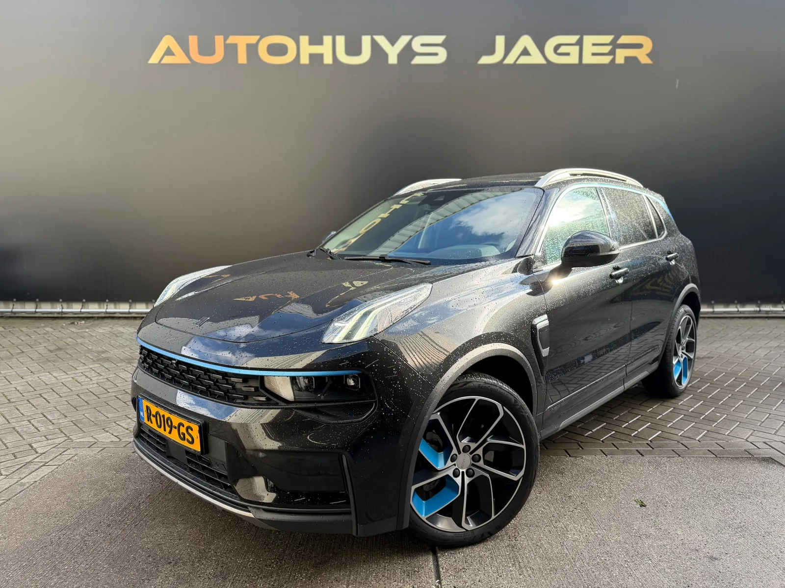 Lynk & Co 01 (2022) — foto 1