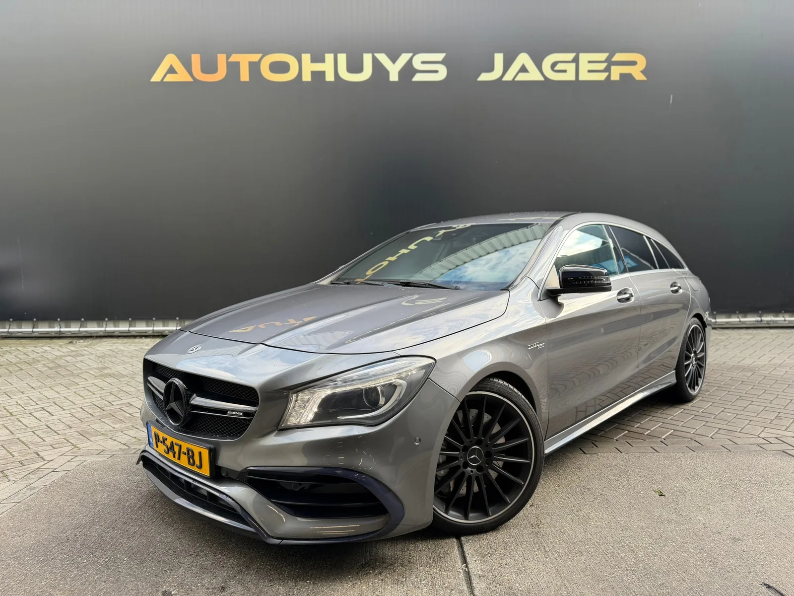 Mercedes-Benz CLA-Klasse (2015) — foto 1