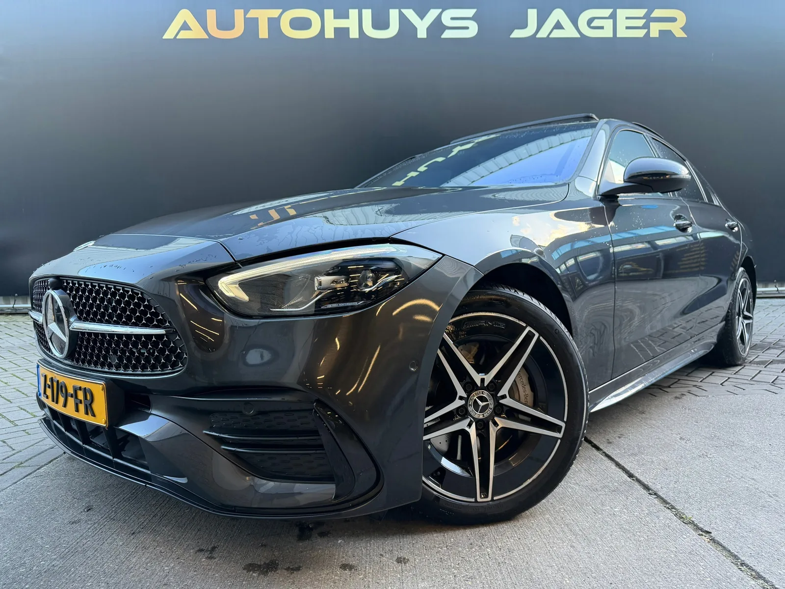 Mercedes-Benz C-Klasse (2023) — foto 1