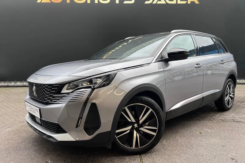 Peugeot 5008 (2022)
