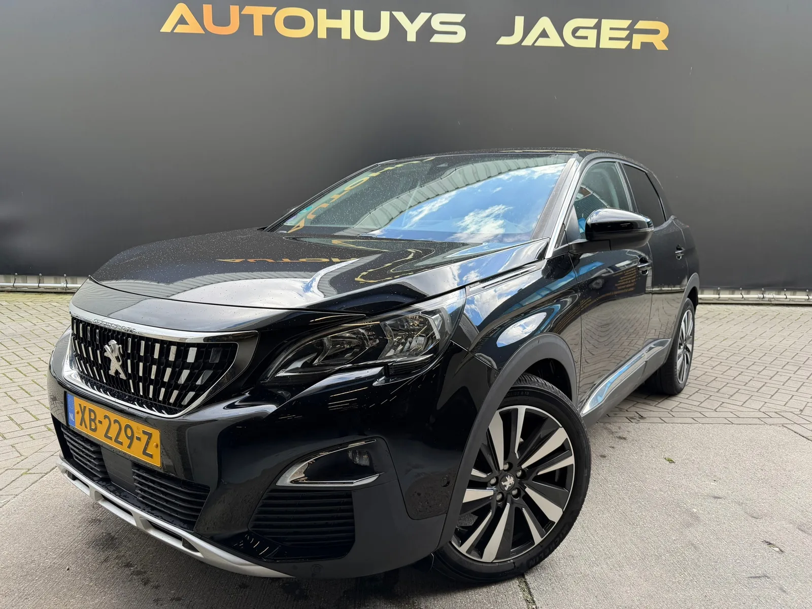 Peugeot 3008 (2018) — foto 1