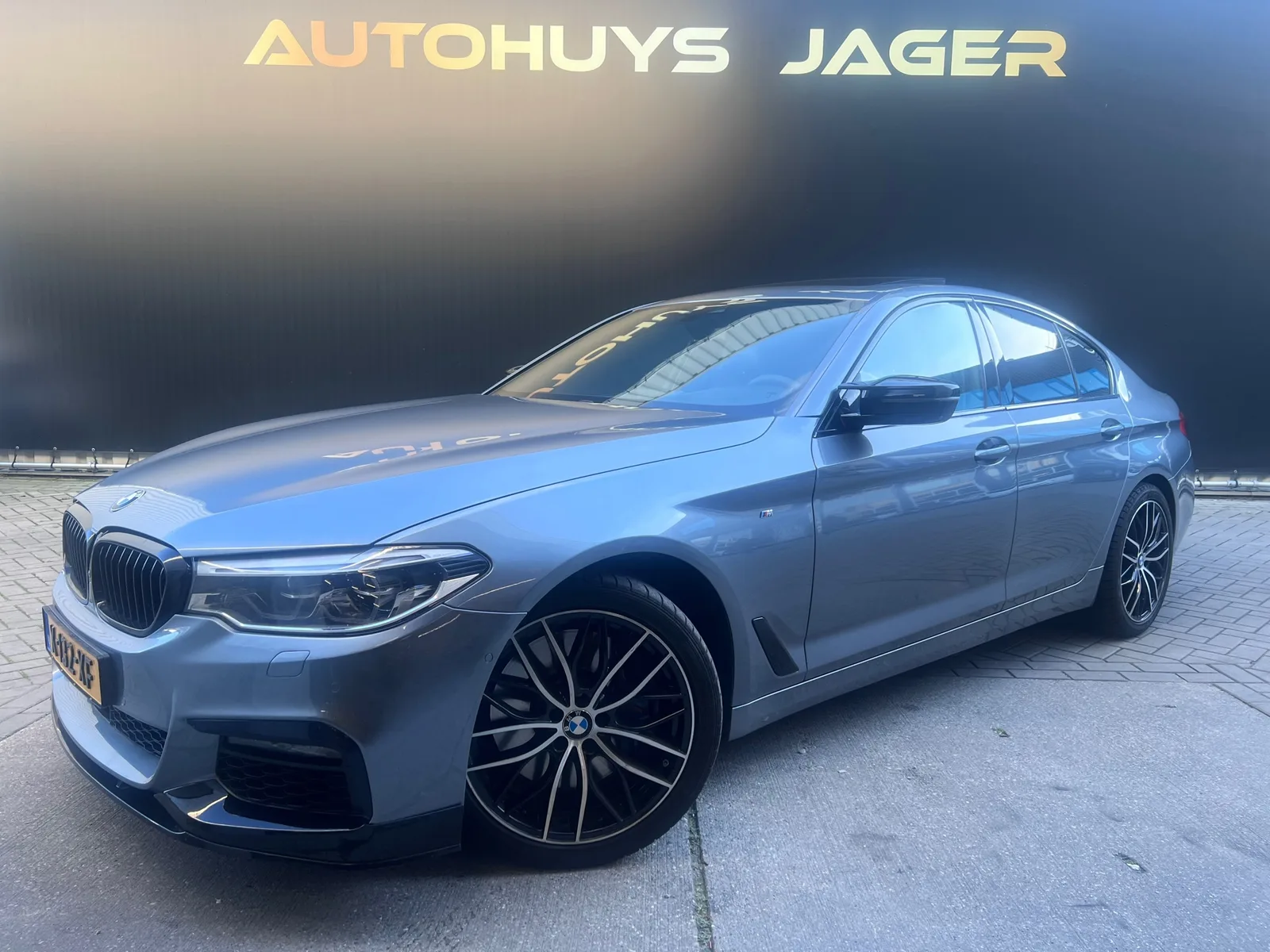 BMW 5-Serie (2019) — foto 1