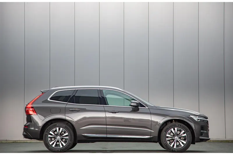 Volvo XC60 (2023)
