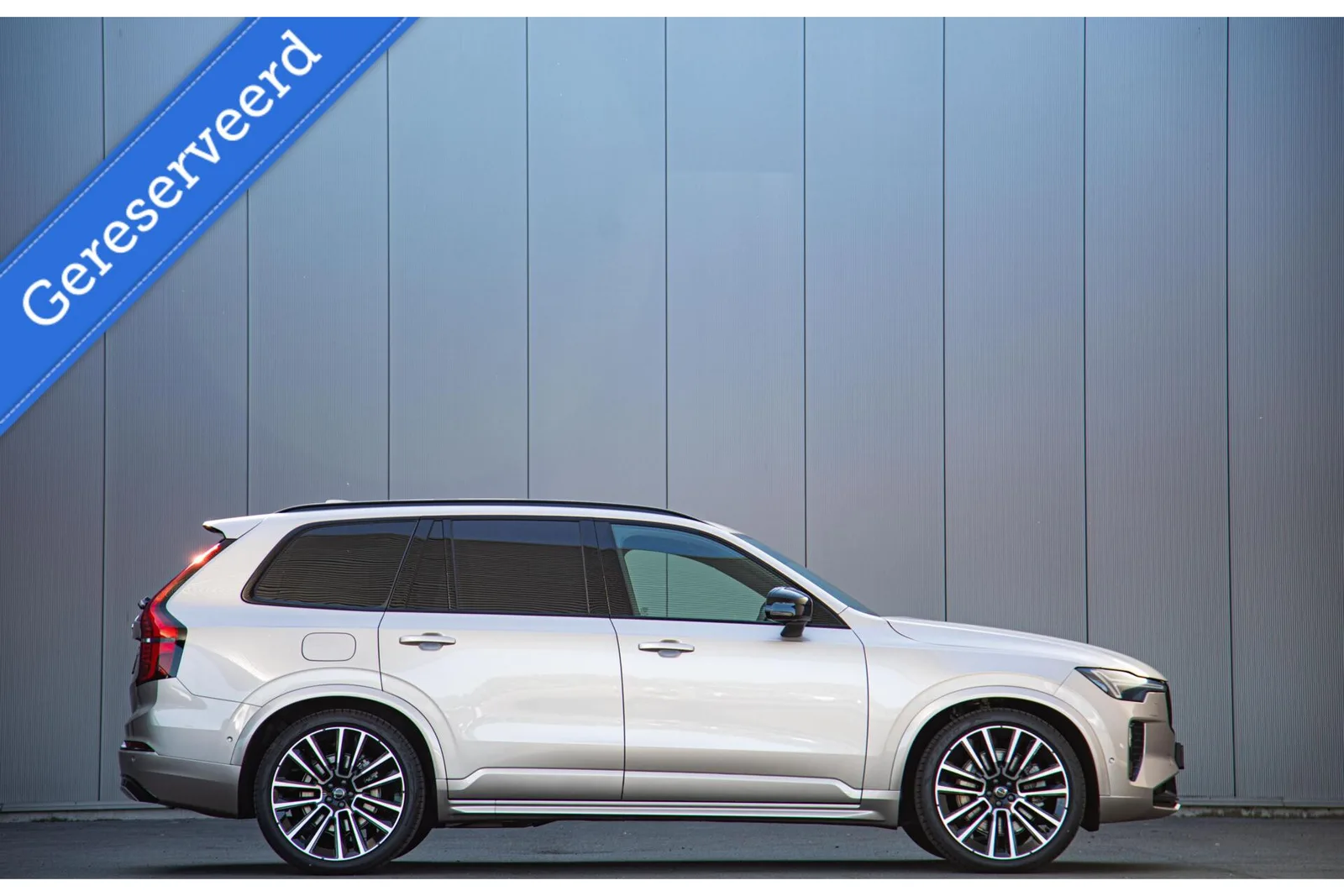 Volvo XC90 (2026) — foto 1