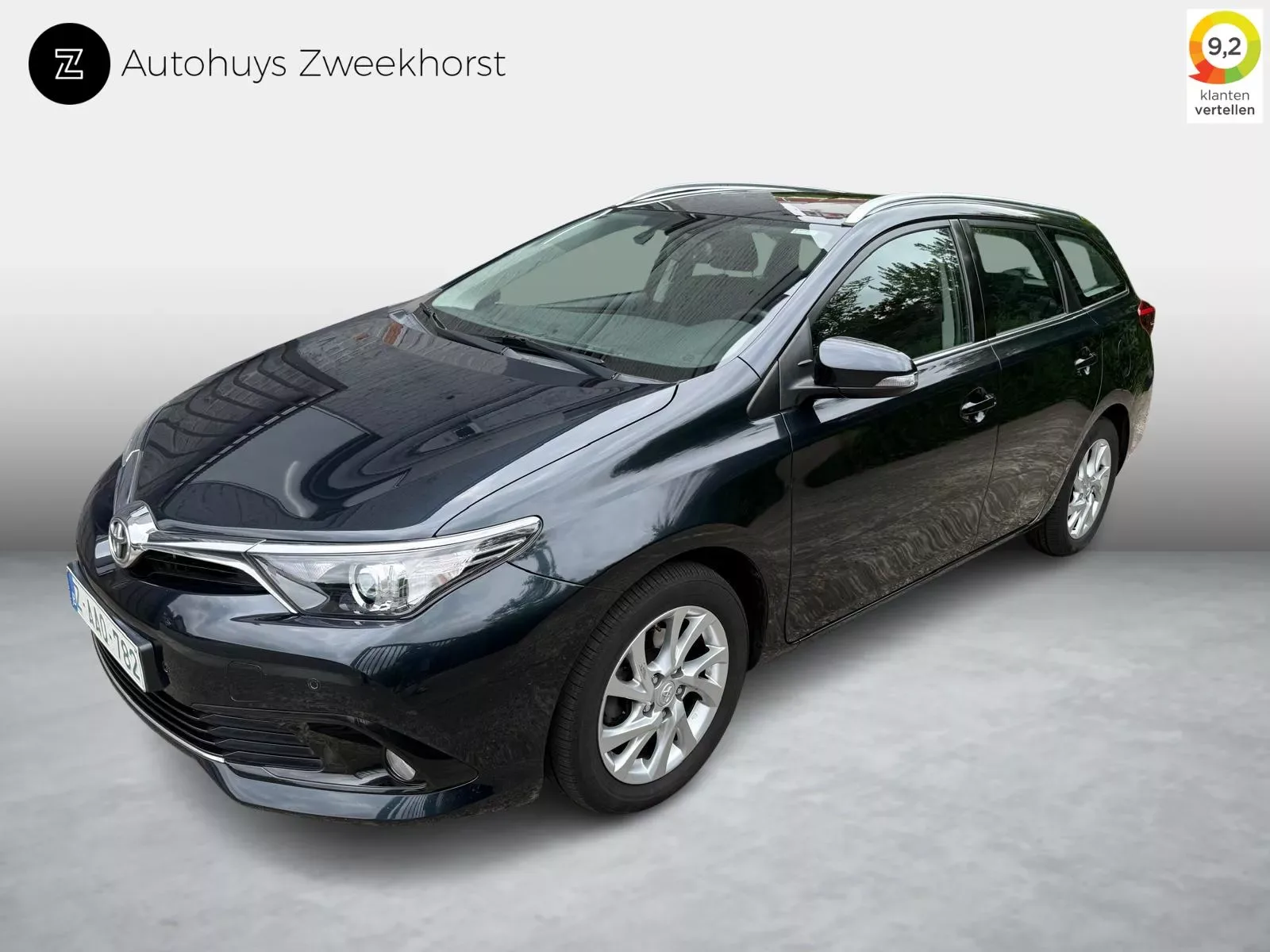 Toyota Auris (2017) — foto 1