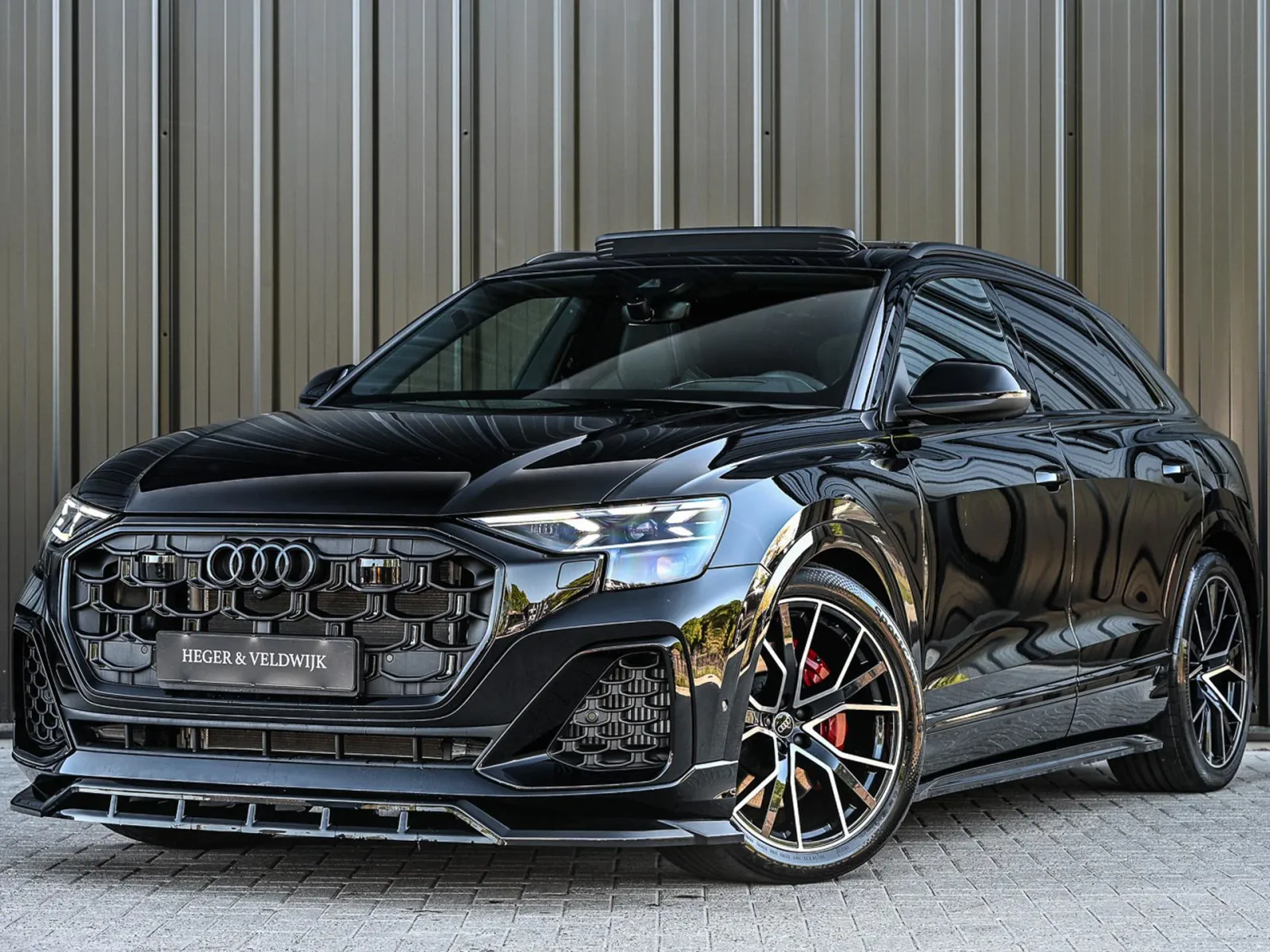 Audi Q8 (2024) — foto 1