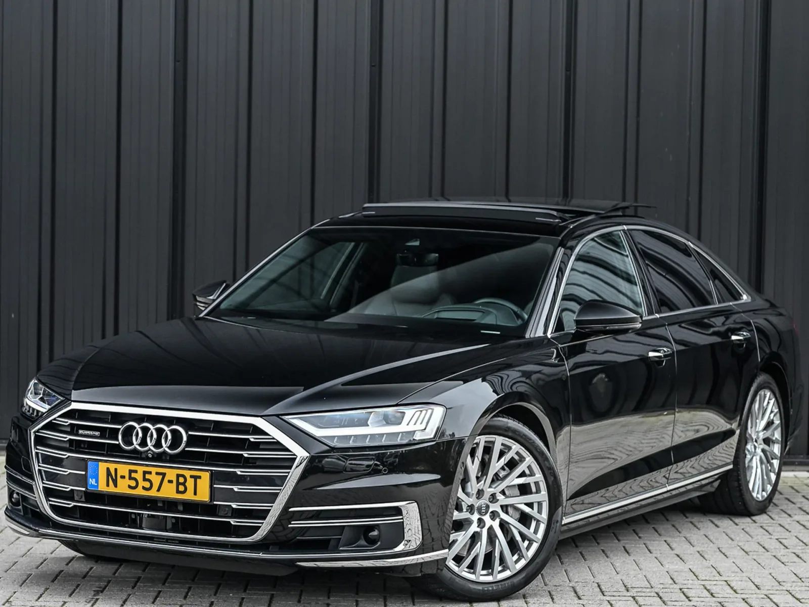 Audi A8 (2018) — foto 1