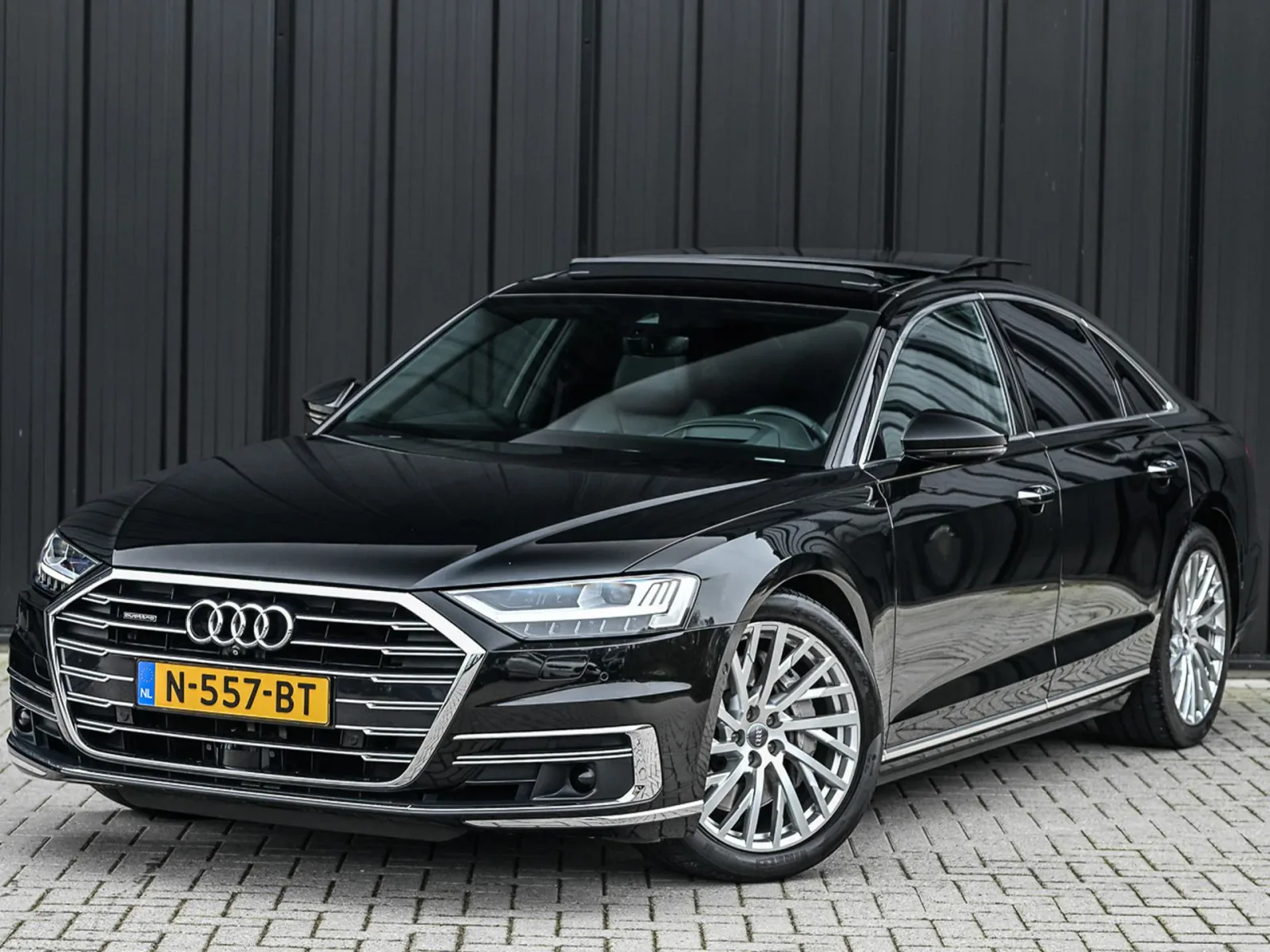 Audi A8 (2018) — foto 1