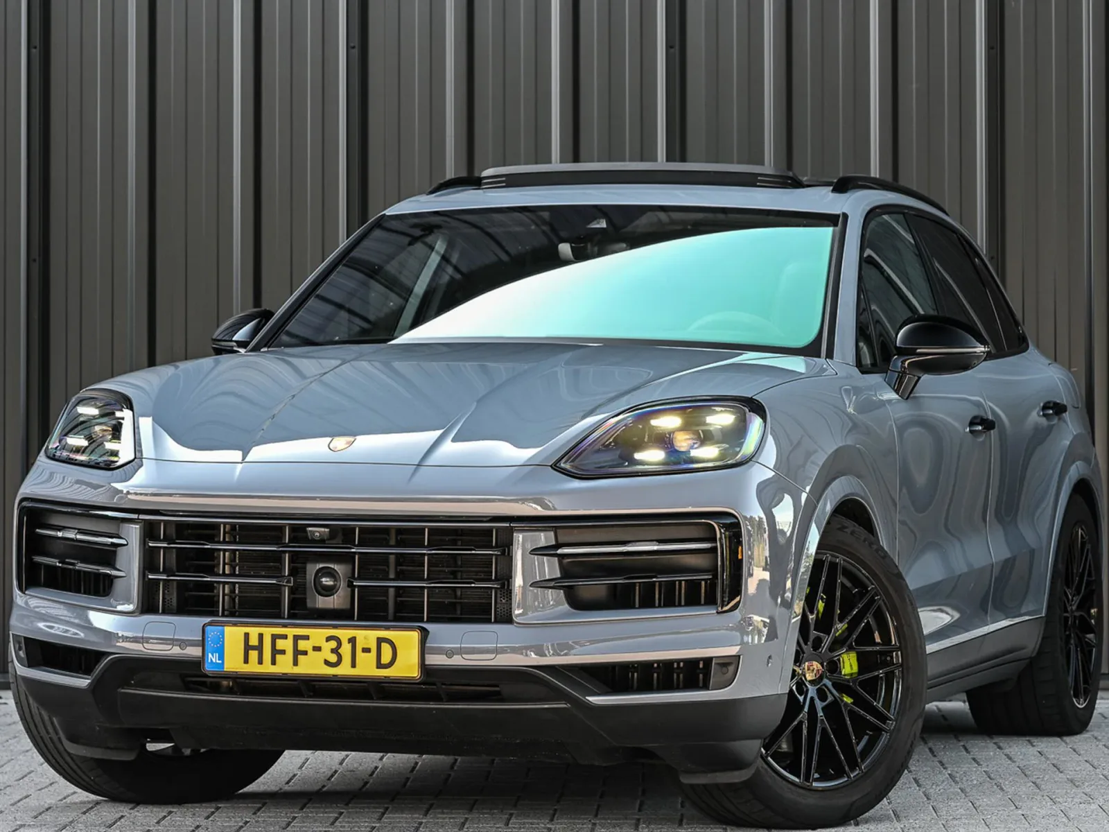 Porsche Cayenne (2023) — foto 1