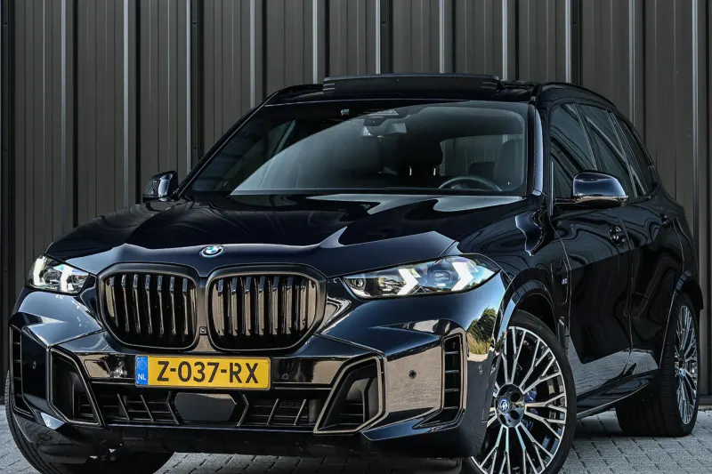 BMW X5 (2024)