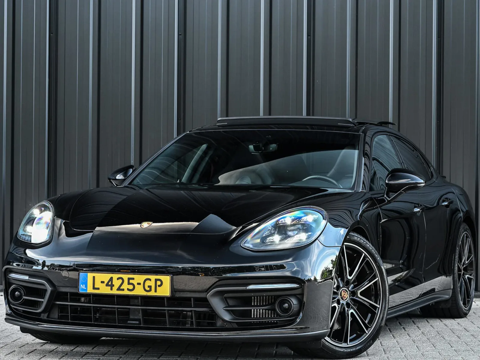 Porsche Panamera (2021) — foto 1