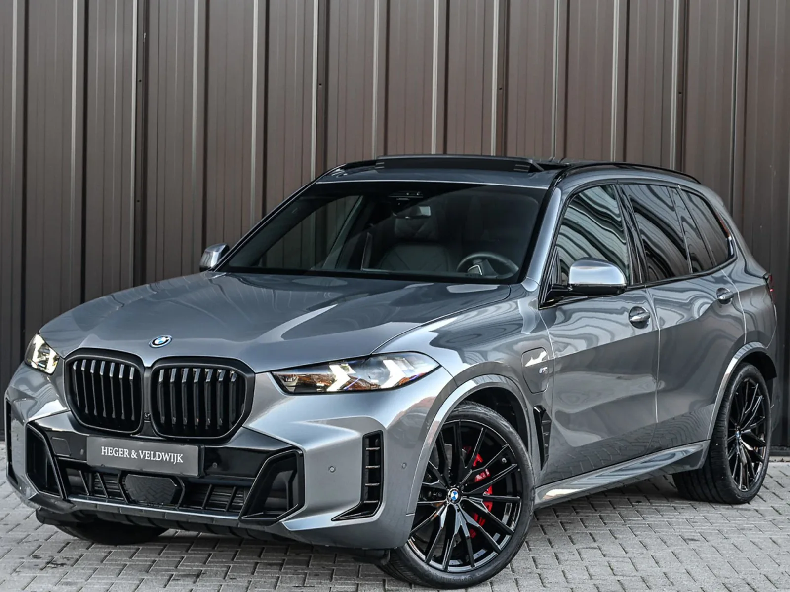 BMW X5 (2025) — foto 1