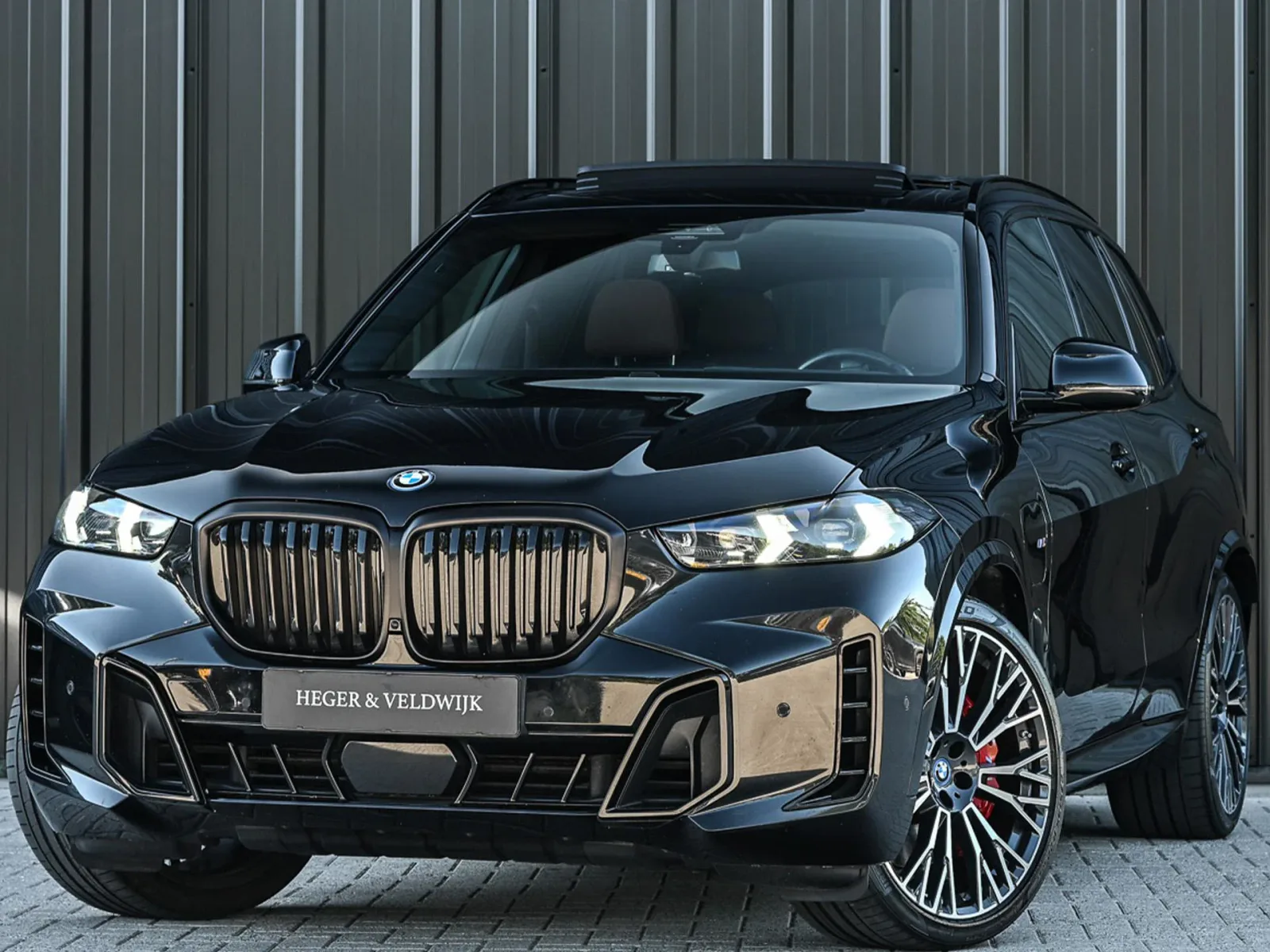 BMW X5 (2023) — foto 1