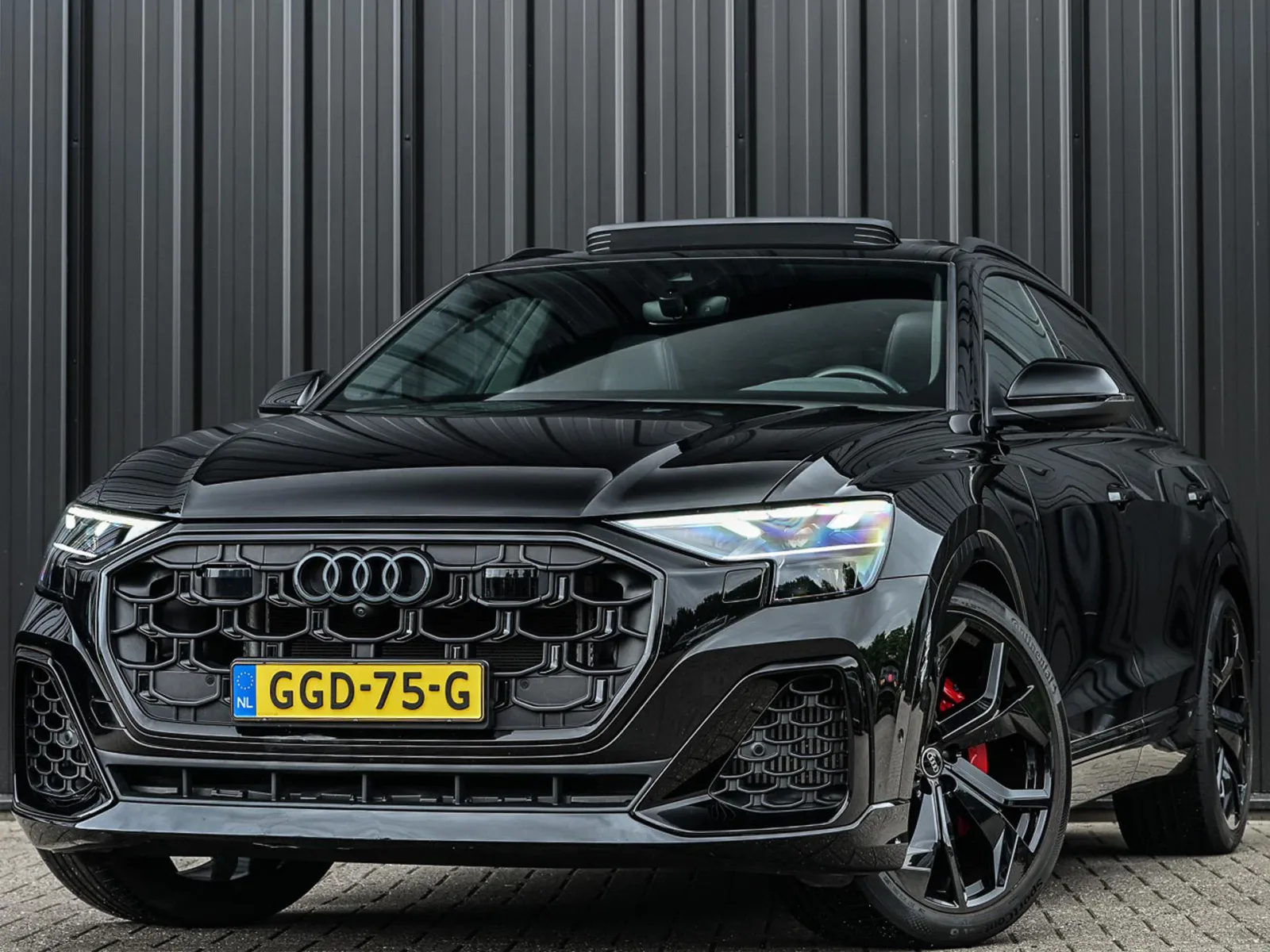 Audi Q8 (2024) — foto 1