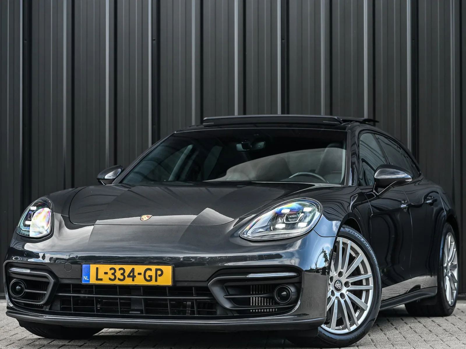 Porsche Panamera (2021) — foto 1