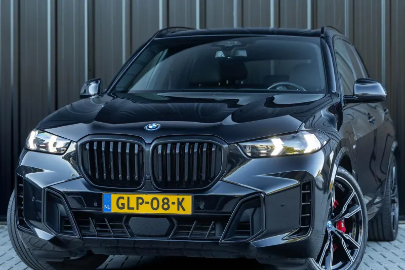 BMW X5 (2024)