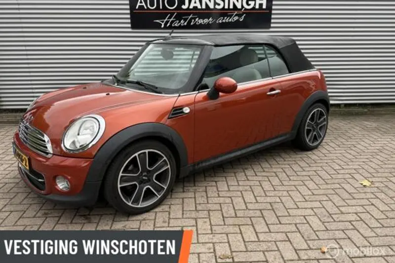 MINI Cabrio (2011)