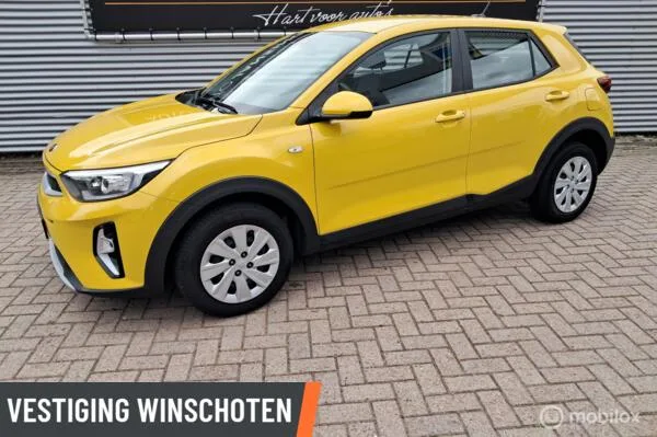 Kia Stonic (2021) — foto 1