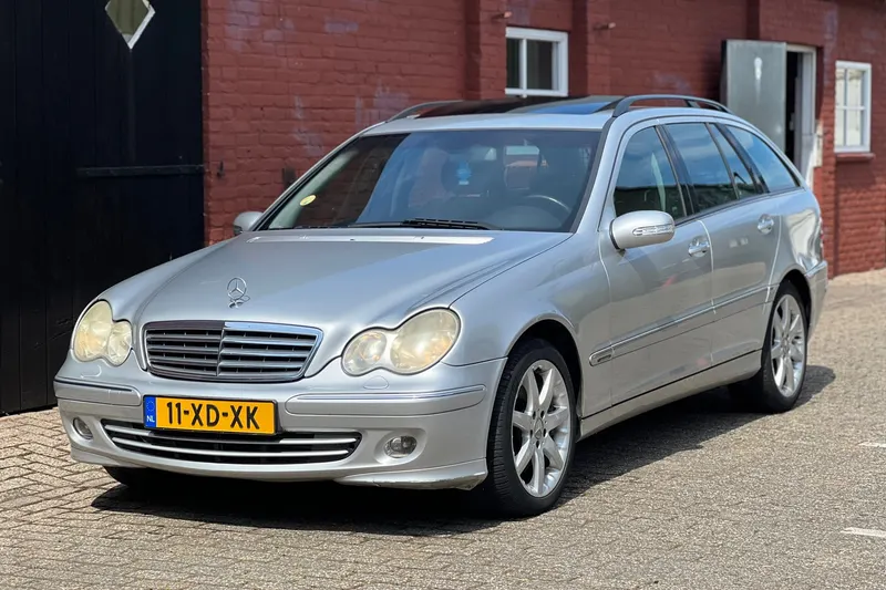 Mercedes-Benz C-Klasse (2005)