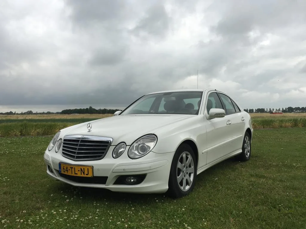 Mercedes-Benz E-Klasse (2006) — foto 1