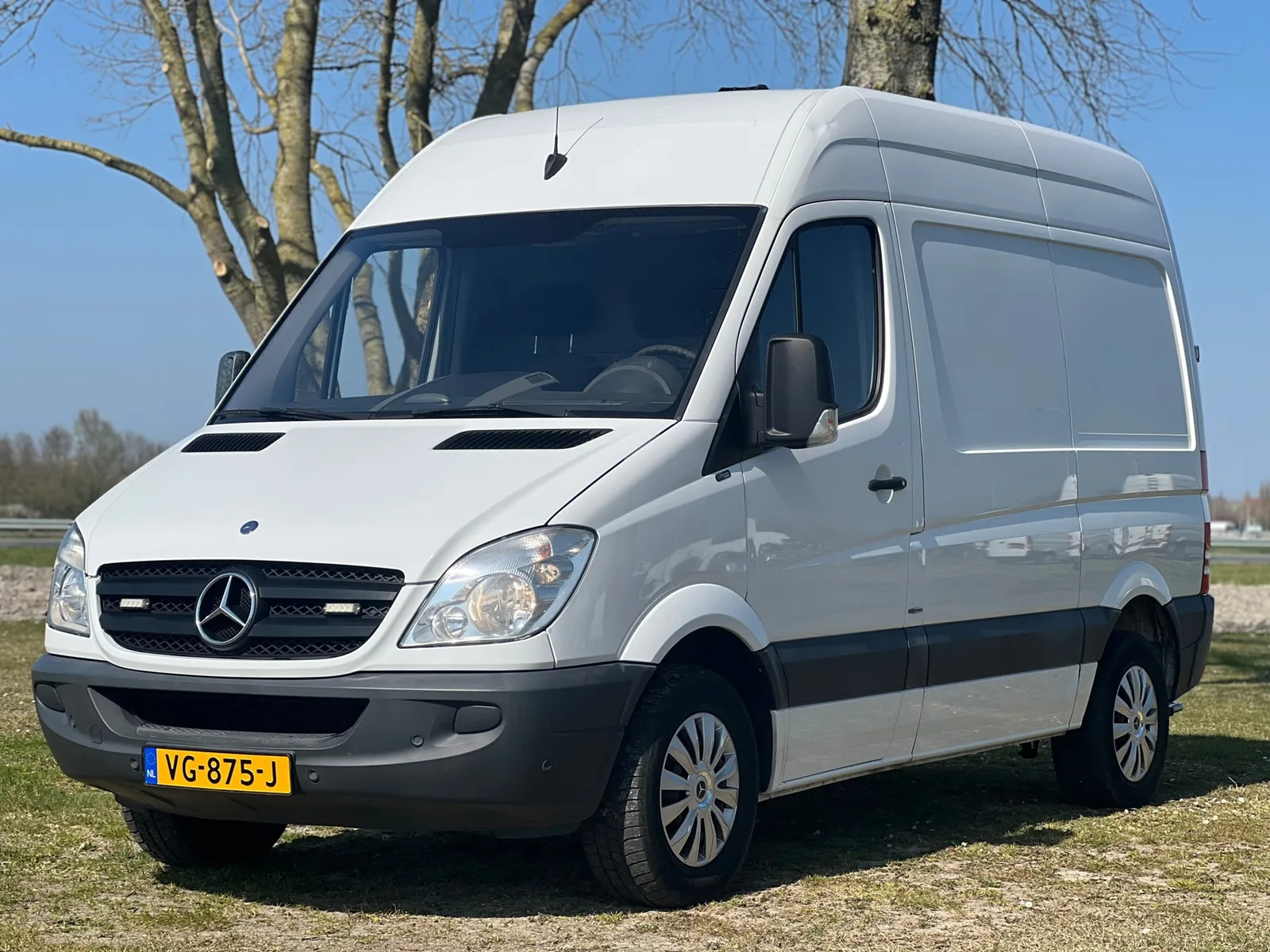 Mercedes-Benz Sprinter (2013) — foto 1