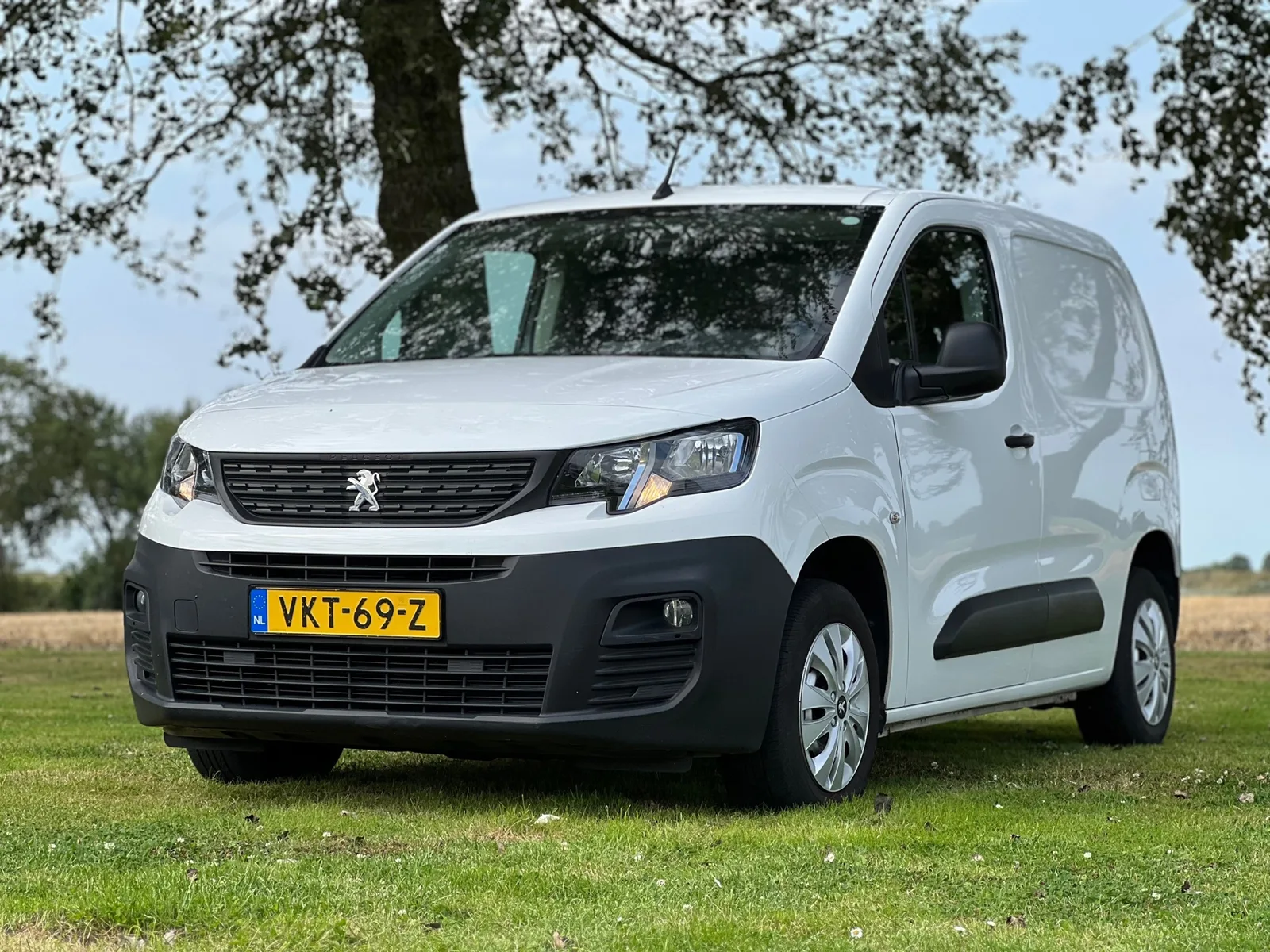Peugeot Partner (2021) — foto 1