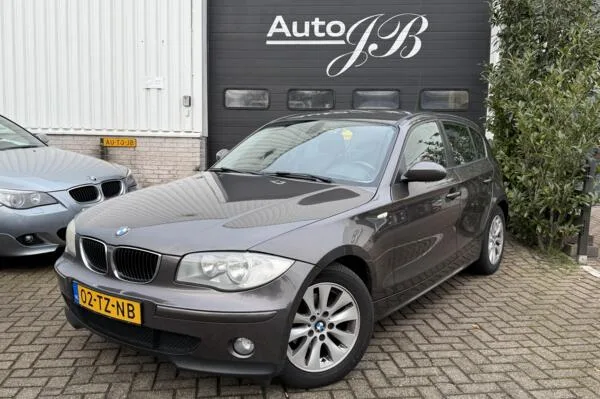 BMW 1-Serie (2007) — foto 1
