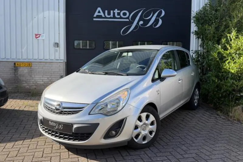 Opel Corsa (2011)