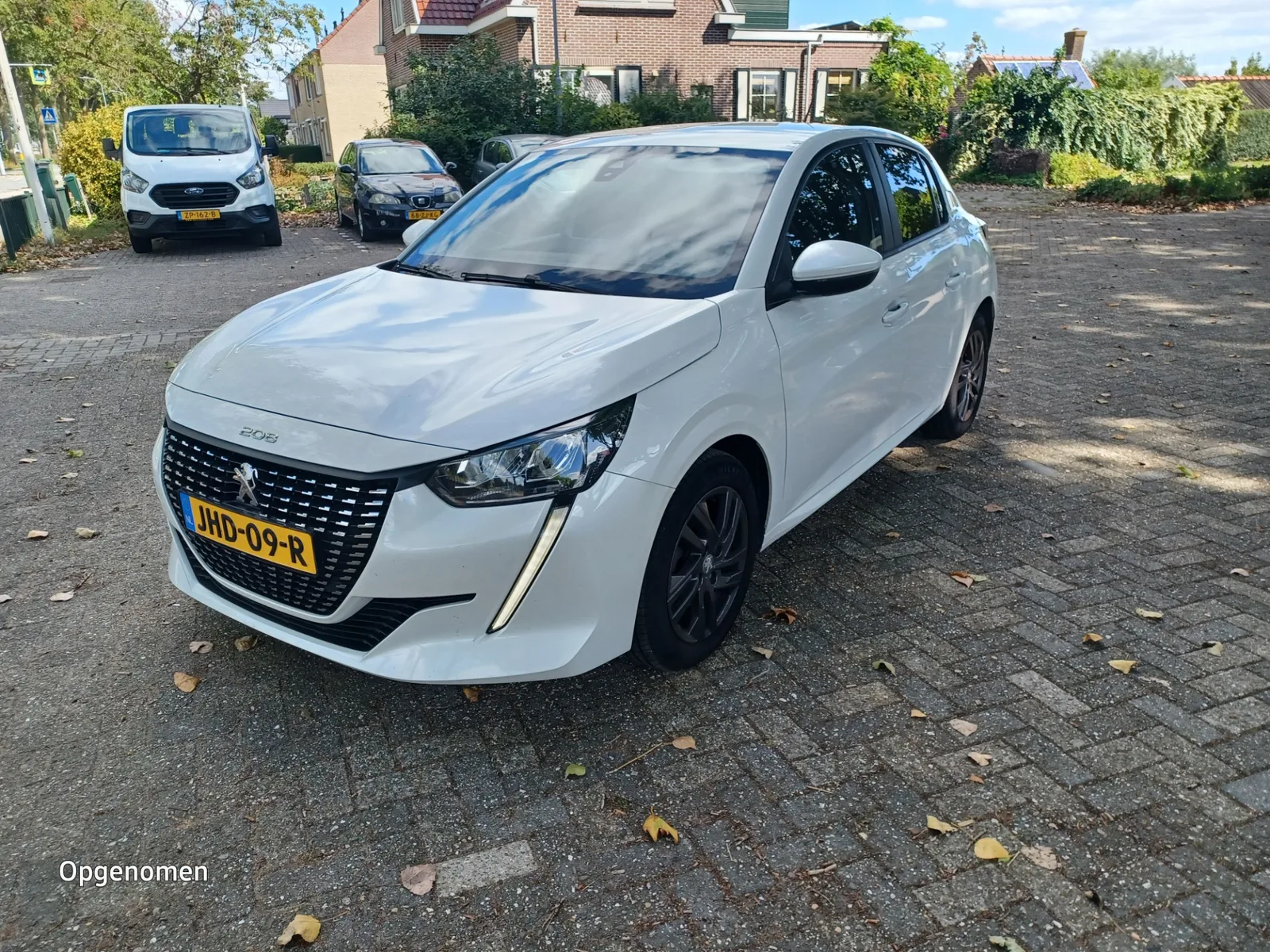 Peugeot 208 (2021) — foto 1