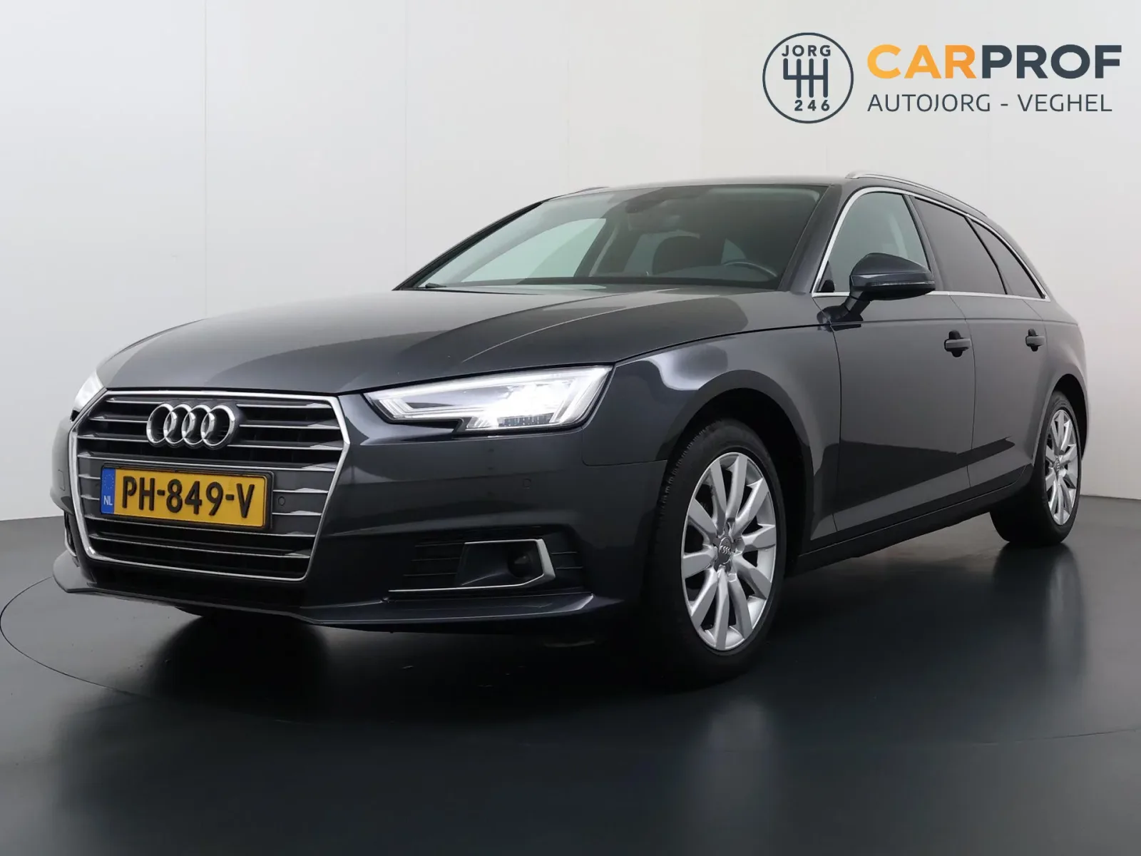 Audi A4 (2017) — foto 1