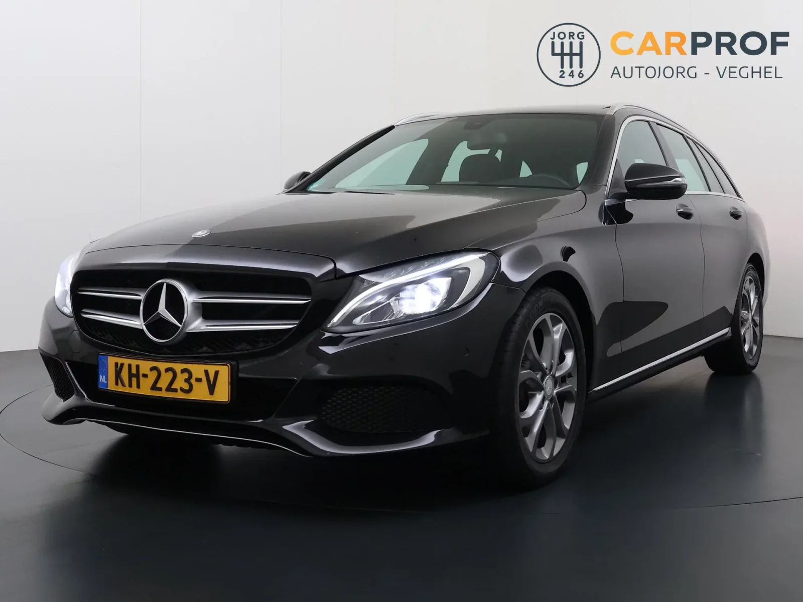 Mercedes-Benz C-Klasse (2016) — foto 1