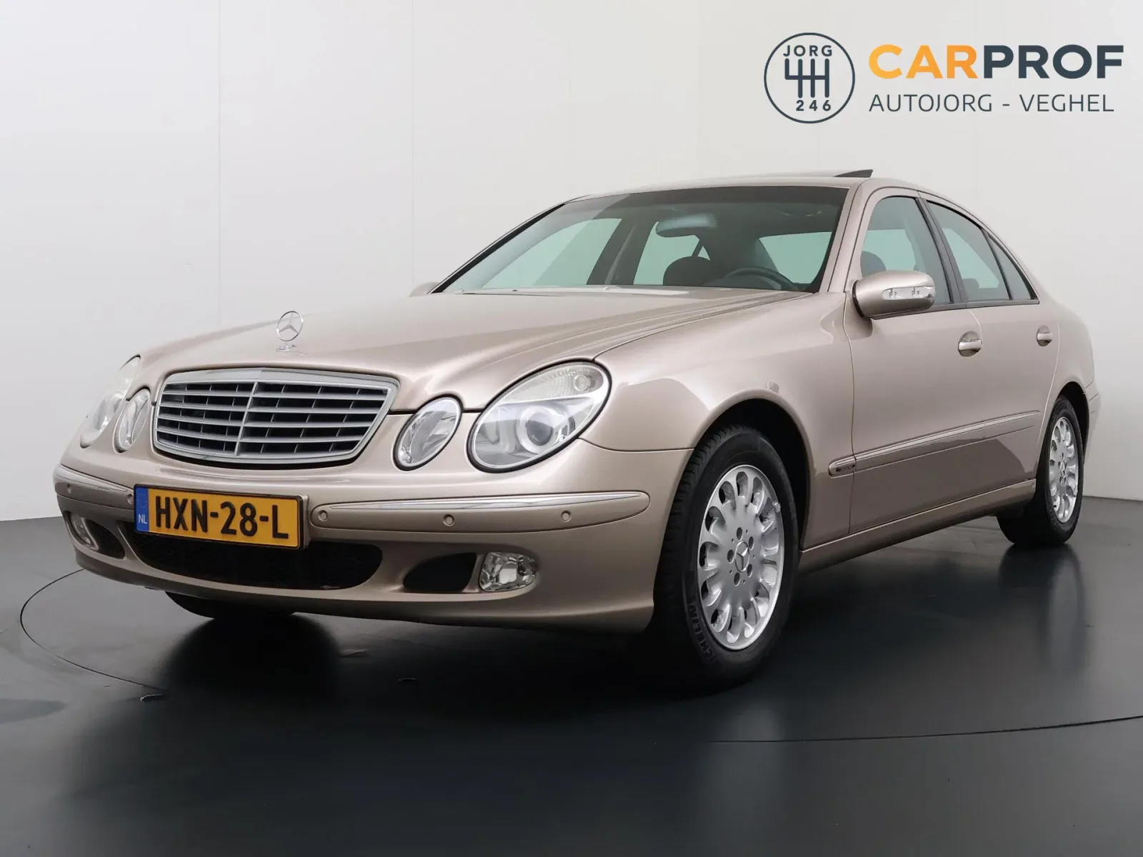 Mercedes-Benz E-Klasse (2003) — foto 1